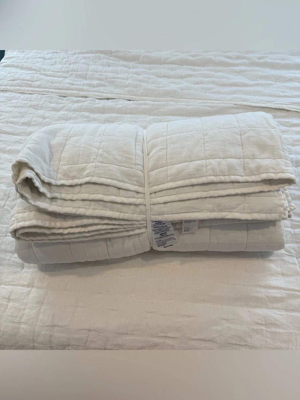 New Quince European Linen Box Quilt King/CalKing MSRP $184 White